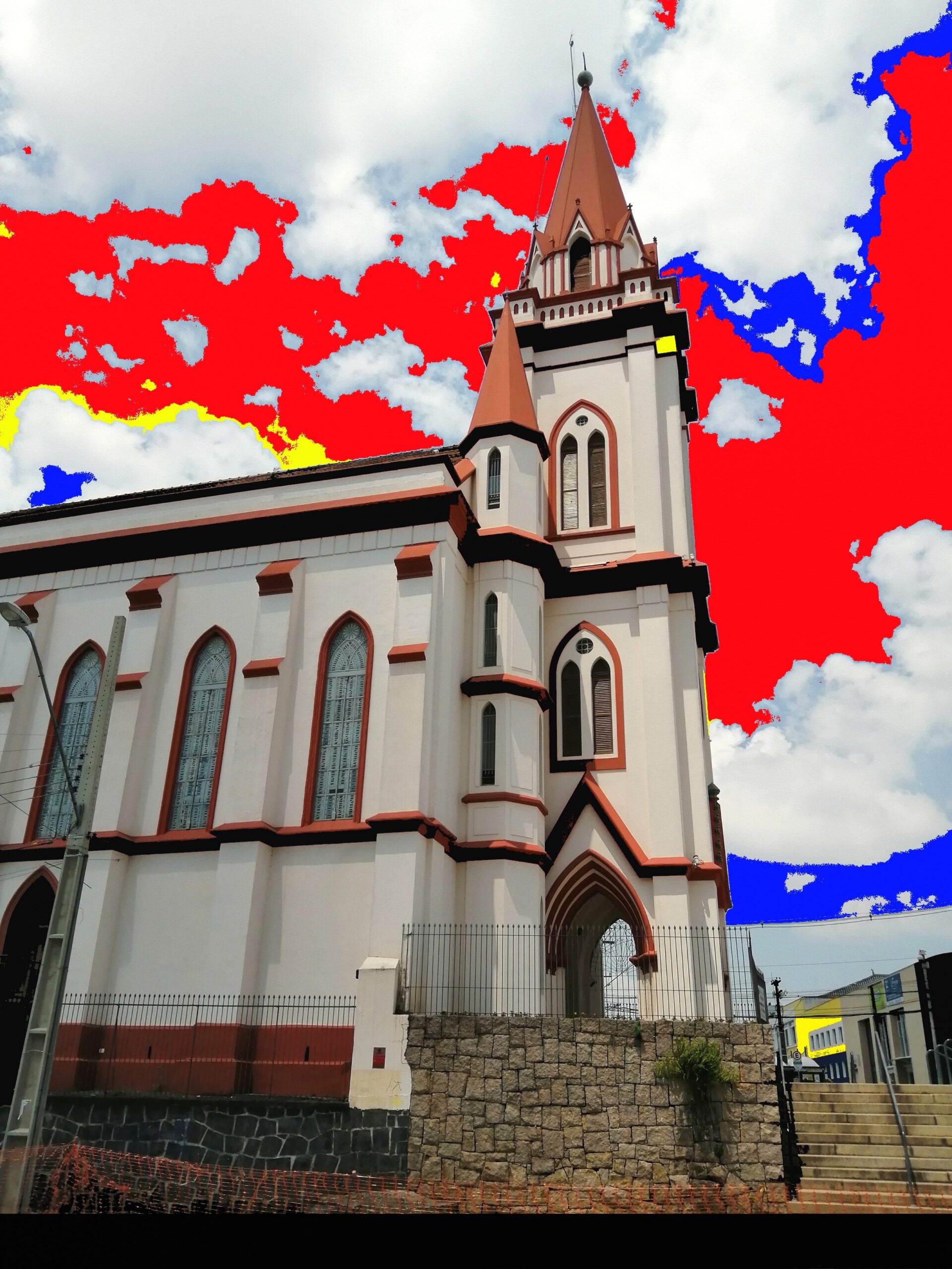Igreja do Senhor Bom Jesus Portao colored with red, blue, and yellow